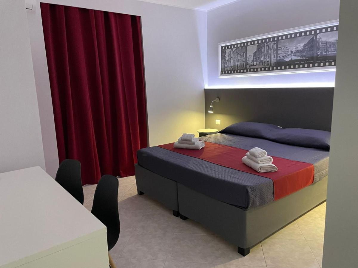 Pacini 88 Rooms And Apartment Catania Centro Екстериор снимка