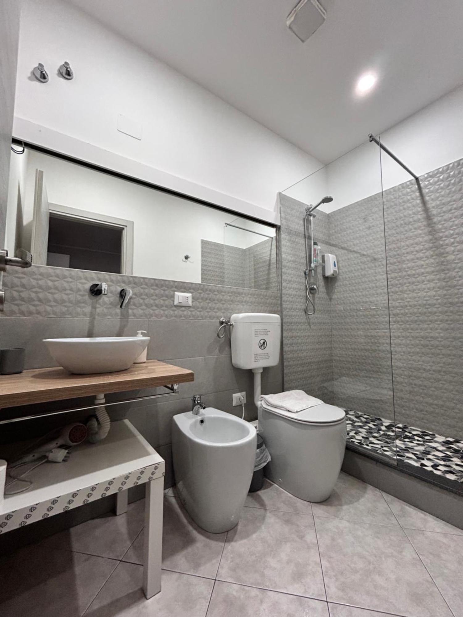 Pacini 88 Rooms And Apartment Catania Centro Екстериор снимка