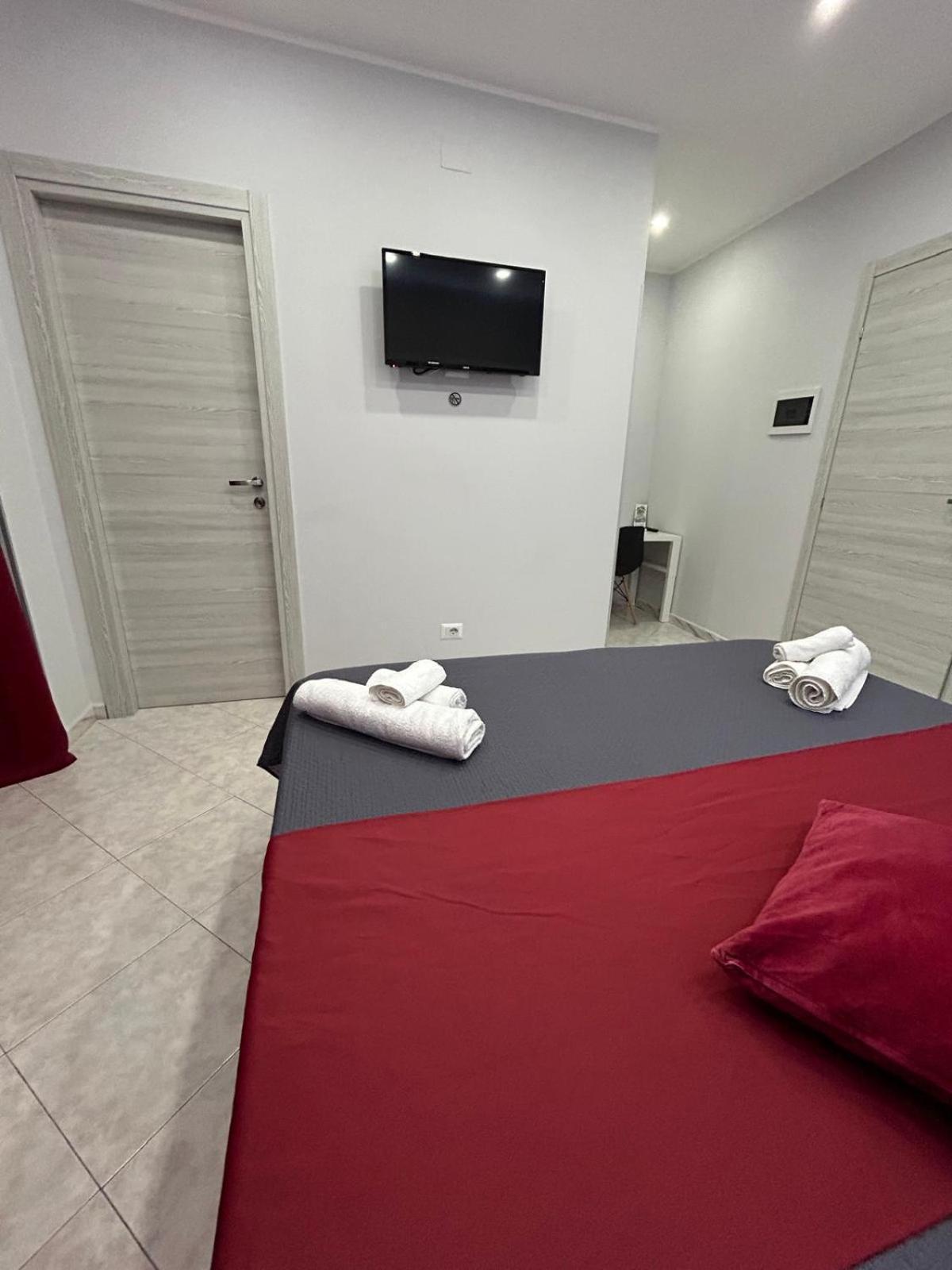 Pacini 88 Rooms And Apartment Catania Centro Екстериор снимка