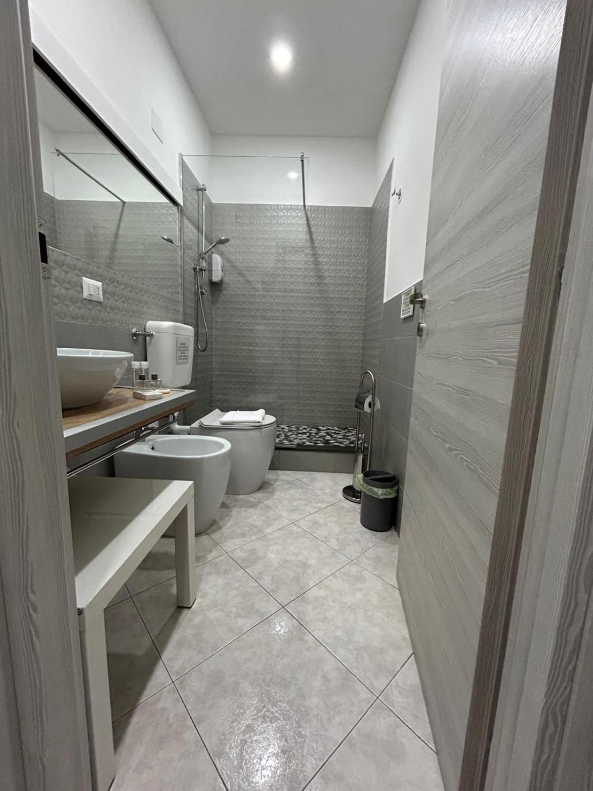 Pacini 88 Rooms And Apartment Catania Centro Екстериор снимка