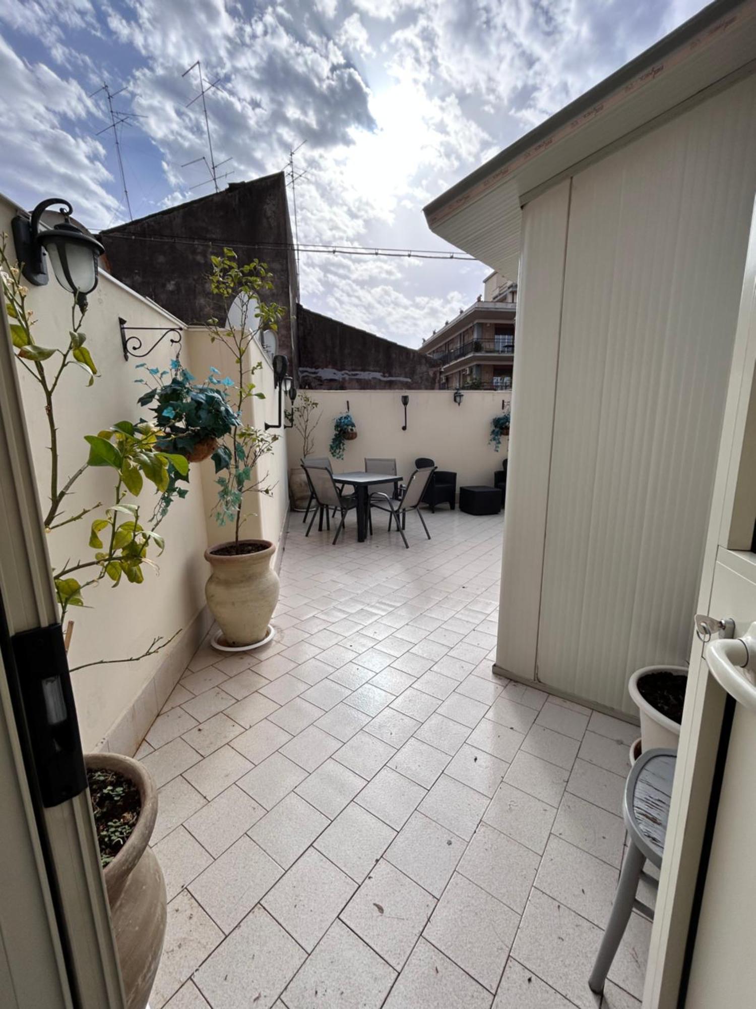 Pacini 88 Rooms And Apartment Catania Centro Екстериор снимка